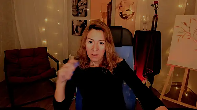 Snapshot of DonnaSmitth chatting on 11-26-25, 11:55 DonnaSmitth online show from 11-26-25, 11:55