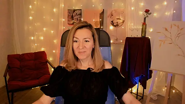 Snapshot of DonnaSmitth chatting on 12-05-25, 01:09 DonnaSmitth online show from 12-05-25, 01:09