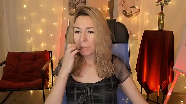 Snapshot of DonnaSmitth chatting on 02-05-26, 06:45 DonnaSmitth online show from 02-05-26, 06:45