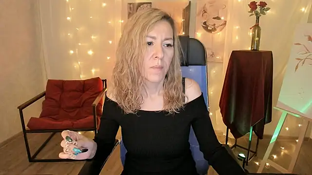 Snapshot of DonnaSmitth chatting on 02-12-26, 06:25 DonnaSmitth online show from 02-12-26, 06:25