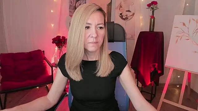 Snapshot of DonnaSmitth chatting on 03-12-26, 07:20 DonnaSmitth online show from 03-12-26, 07:20