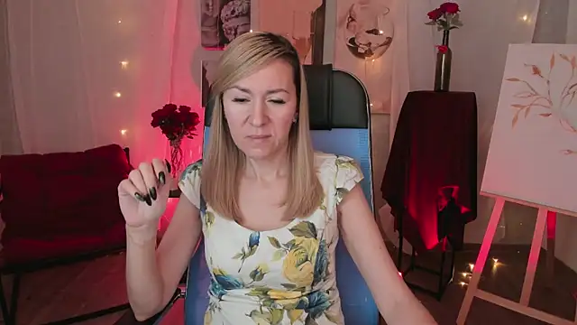 Snapshot of DonnaSmitth chatting on 03-13-26, 06:36 DonnaSmitth online show from 03-13-26, 06:36