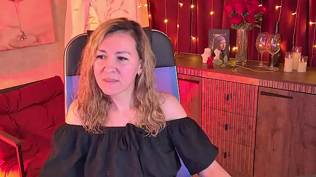 Snapshot of DonnaSmitth chatting on 04-07-26, 06:52 DonnaSmitth online show from 04-07-26, 06:52