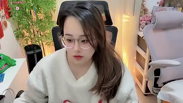 Snapshot of NEWONETO chatting on 01-12-26, 07:30 NEWONETO online show from 01-12-26, 07:30