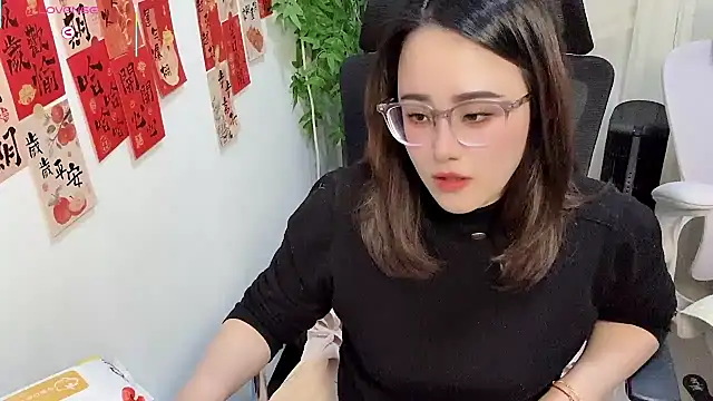 Snapshot of NEWONETO chatting on 03-18-26, 01:36 NEWONETO online show from 03-18-26, 01:36