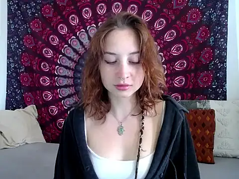 Snapshot of AdalynKiss chatting on 07-01-26, 07:21 AdalynKiss online show from 07-01-26, 07:21