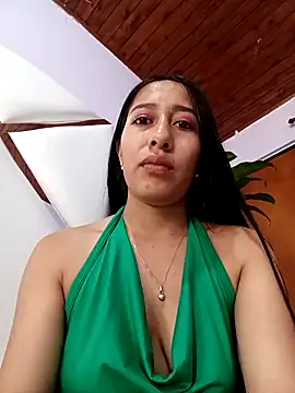 Amelia Rivas online show from 10-25-25, 01:02