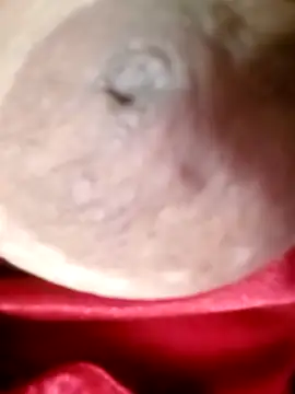 Hotmommax online show from 02-04-26, 11:49