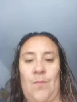 Annie deluxe 19 online show from 04-07-26, 04:07