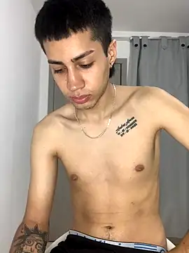 Snapshot of duvan_777 chatting on 10-24-25, 05:48 duvan 777 online show from 10-24-25, 05:48