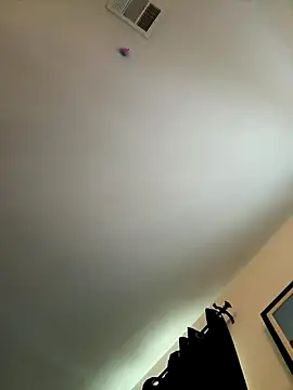 itsthecatchh online show from 10-19-25, 09:04