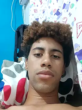 Snapshot of The_boy_good chatting on 02-16-26, 07:32 The boy good online show from 02-16-26, 07:32