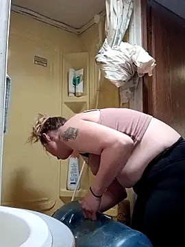 Queen2454 online show from 04-07-26, 06:19