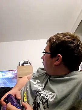 stivi2526 online show from 09-29-25, 08:35