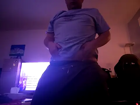 stivi2526 online show from 12-17-25, 09:43