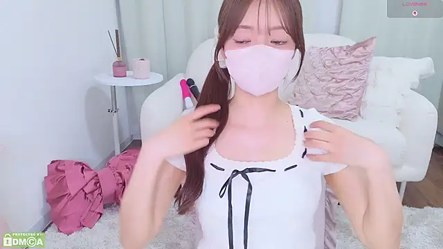 Seira  nn online show from 05-27-26, 01:19