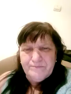 Snapshot of Apeesynka55211 chatting on 03-23-26, 06:34 Apeesynka55211 online show from 03-23-26, 06:34