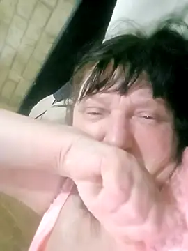 Snapshot of Apeesynka55211 chatting on 03-24-26, 11:43 Apeesynka55211 online show from 03-24-26, 11:43