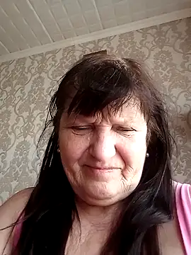 Snapshot of Apeesynka55211 chatting on 03-25-26, 02:45 Apeesynka55211 online show from 03-25-26, 02:45