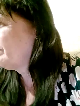 Snapshot of Apeesynka55211 chatting on 03-31-26, 05:13 Apeesynka55211 online show from 03-31-26, 05:13