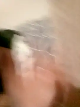 Snapshot of Apeesynka55211 chatting on 04-04-26, 06:05 Apeesynka55211 online show from 04-04-26, 06:05