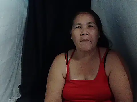 Snapshot of milagrose_rose chatting on 03-21-26, 12:21 milagrose rose online show from 03-21-26, 12:21