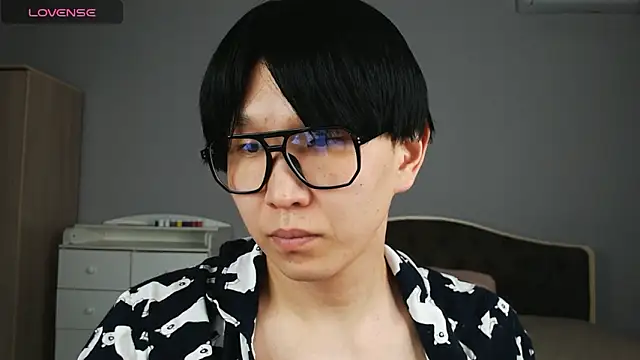 KaiChicken online show from 02-27-26, 04:18