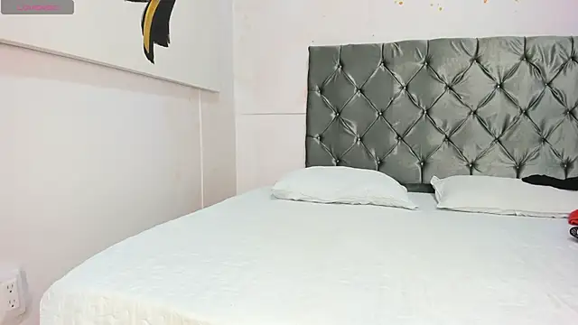 Snapshot of lapitti chatting on 10-23-25, 01:21 lapitti online show from 10-23-25, 01:21