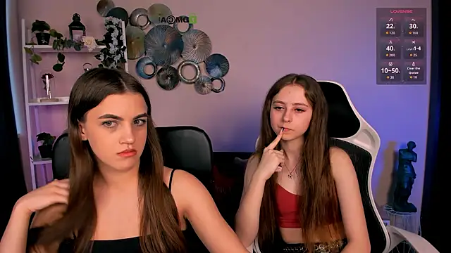 Snapshot of lina_fox12 chatting on 03-19-26, 01:37 lina fox12 online show from 03-19-26, 01:37