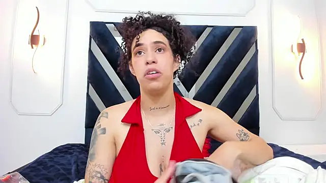 Annie roselle online show from 01-05-26, 05:27