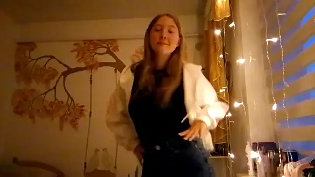 CarynFlaryn online show from 10-08-25, 04:10