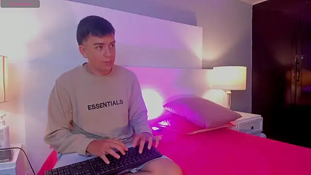 Dylan Katte online show from 03-26-26, 12:06