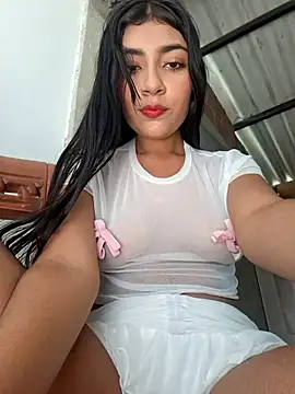 Snapshot of Sweed-virgin-pussy chatting on 04-19-26, 06:43 Sweed-virgin-pussy online show from 04-19-26, 06:43