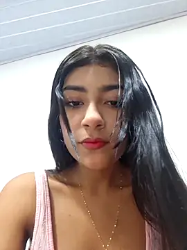 Snapshot of Sweed-virgin-pussy chatting on 04-24-26, 12:02 Sweed-virgin-pussy online show from 04-24-26, 12:02