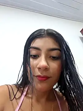 Snapshot of Sweed-virgin-pussy chatting on 04-26-26, 10:18 Sweed-virgin-pussy online show from 04-26-26, 10:18