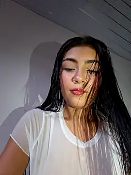 Snapshot of Sweed-virgin-pussy chatting on 05-16-26, 10:30 Sweed-virgin-pussy online show from 05-16-26, 10:30