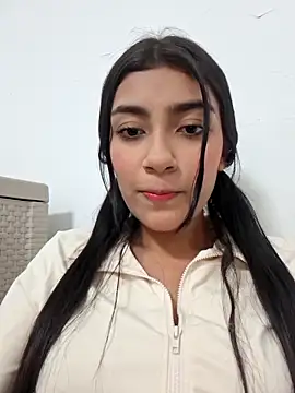 Snapshot of Sweed-virgin-pussy chatting on 05-18-26, 01:45 Sweed-virgin-pussy online show from 05-18-26, 01:45
