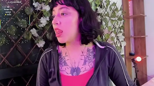 Kora Red69 online show from 04-17-26, 08:23