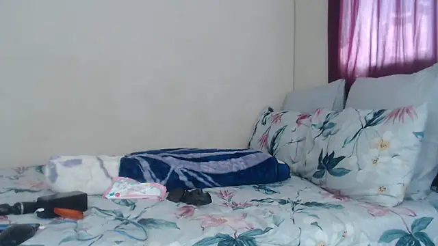 PIXIEBITCHXXX26 online show from 03-17-26, 12:08