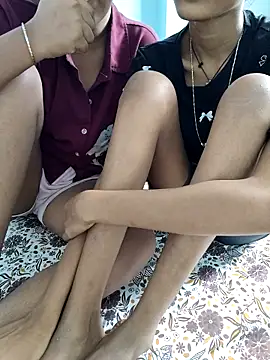 Snapshot of Unique_girls90 chatting on 03-05-26, 07:59 Unique girls90 online show from 03-05-26, 07:59