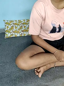 Snapshot of Unique_girls90 chatting on 03-17-26, 01:14 Unique girls90 online show from 03-17-26, 01:14