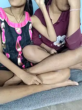 Snapshot of Unique_girls90 chatting on 04-12-26, 12:43 Unique girls90 online show from 04-12-26, 12:43