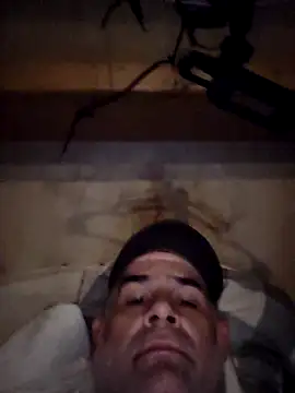 DeeBestEver online show from 12-15-25, 04:06