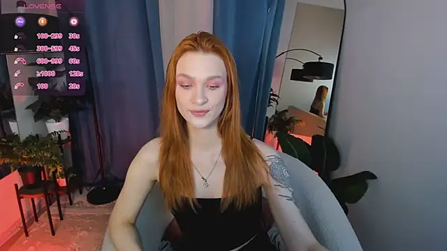 Snapshot of PollyMayer chatting on 05-15-26, 08:49 PollyMayer online show from 05-15-26, 08:49