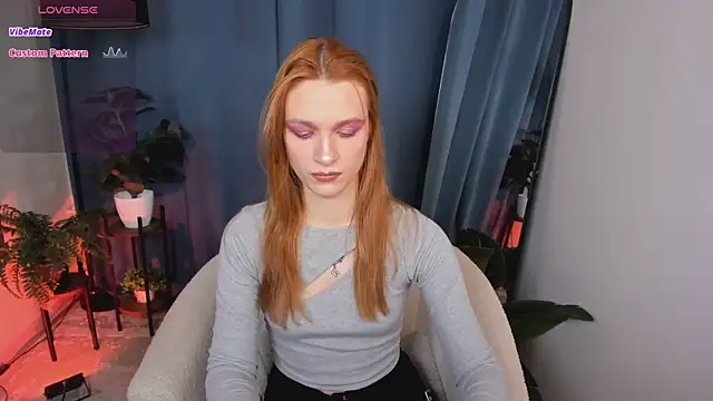 Snapshot of PollyMayer chatting on 05-23-26, 08:57 PollyMayer online show from 05-23-26, 08:57