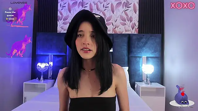 MeganR  online show from 01-13-26, 03:23