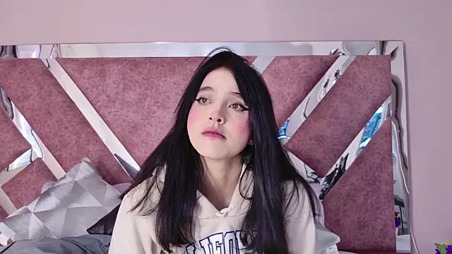 MeganR  online show from 03-25-26, 11:16