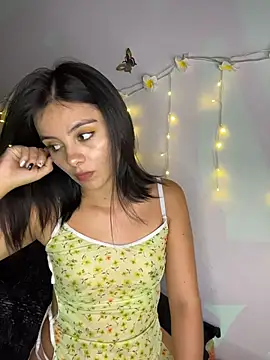 SaraMistick online show from 03-30-26, 11:00