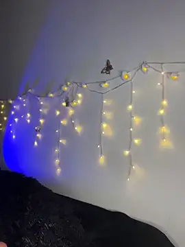 SaraMistick online show from 04-09-26, 10:31