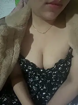 Snapshot of Subita_nice chatting on 12-19-25, 01:01 Subita nice online show from 12-19-25, 01:01